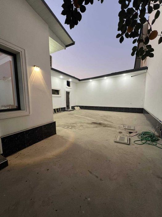 СРОЧНО продаётся дом(Угловой) в Мирзо Улугбекском районе Дагестанаский