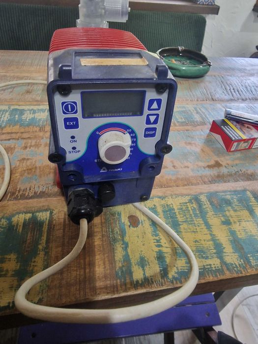 Iwaki metering помпа. Два броя
