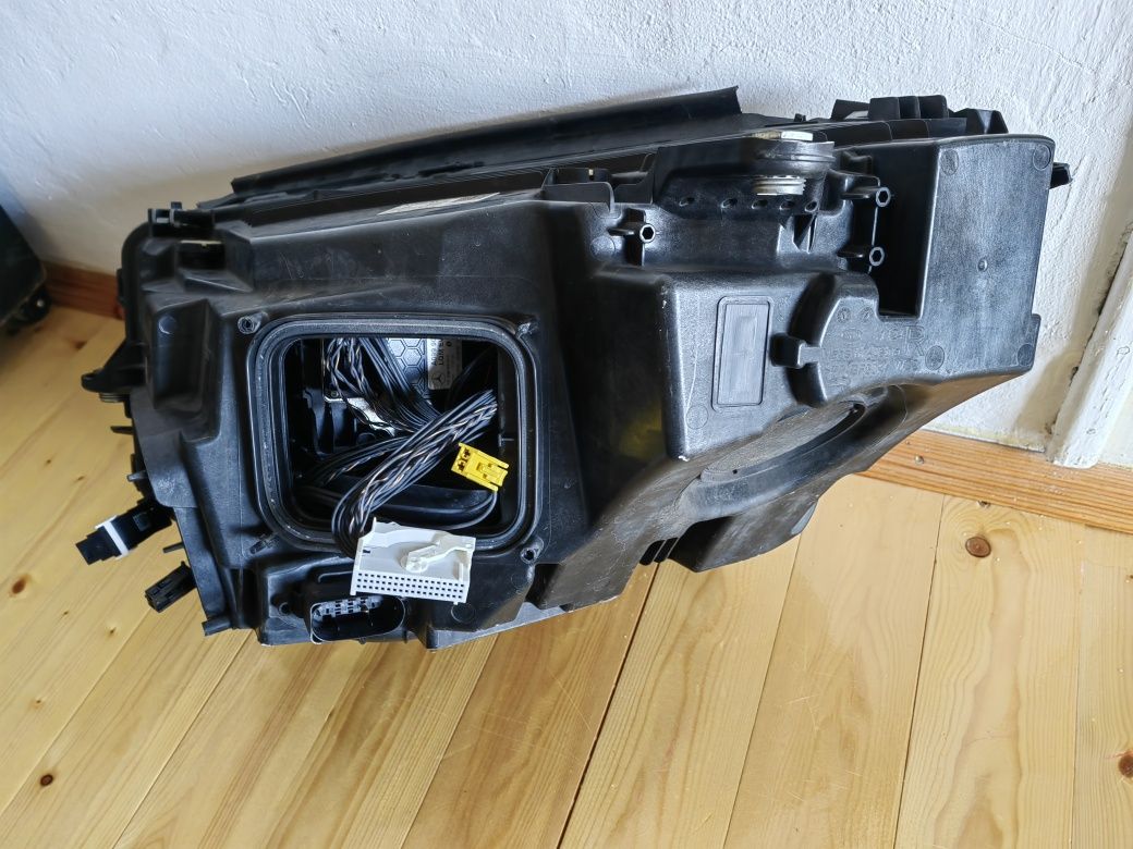 Фарове Mercedes GLC W253 Multibea/ Фар Mercedes GLA W253