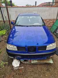 Seat ibiza 1.4 бензин  2000год