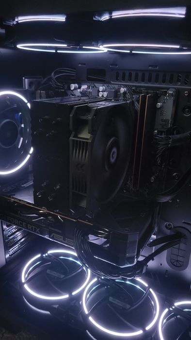 Новый системный блок игровой компьютер Ryzen 7500f RTX 5060 ddr5