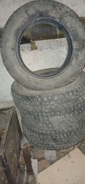 Продам зимние шины