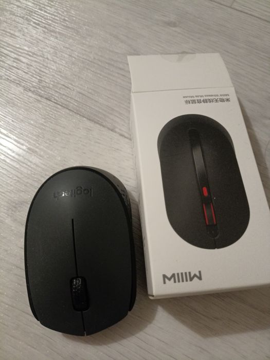 Продам мышку беспроводную