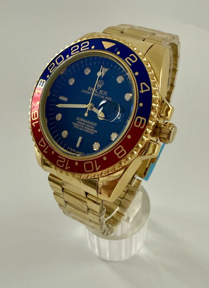 Часовник Rolex Submariner - Модели : Gold / Pepsi
