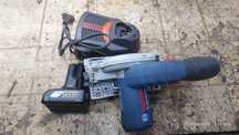 Ръчен циркуляр Bosch GKS 10.8V-LI