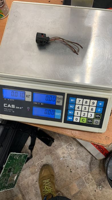 Торговые весы CAS ER Jr-30CBU со стойкой