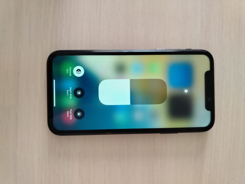 Айфон Хр телефон