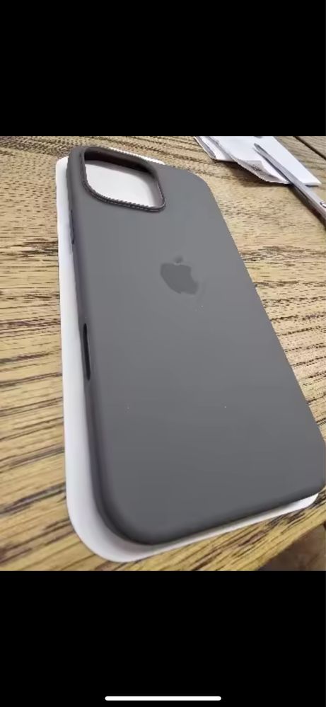 Оригинален нов Magasafe силионов кейс за 16pro и 16pro max