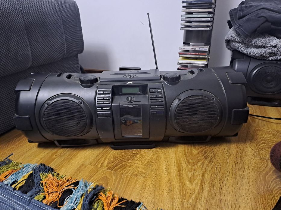 Radio cd-player boombox JVC RV-NB52B Retro Boomblaster