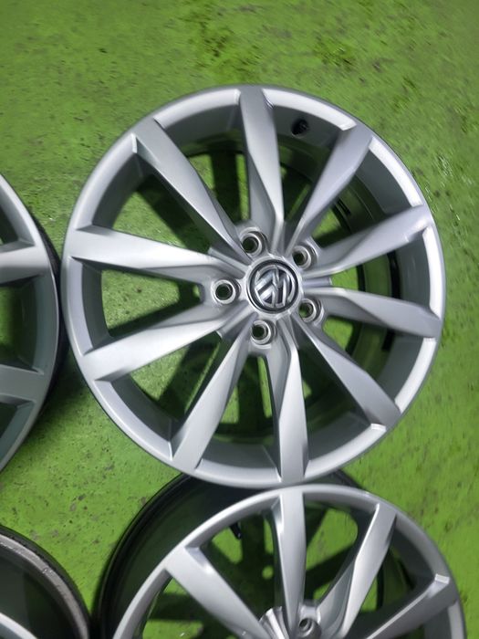 17 5x112 Vw Golf лети джанти 5х112 голф