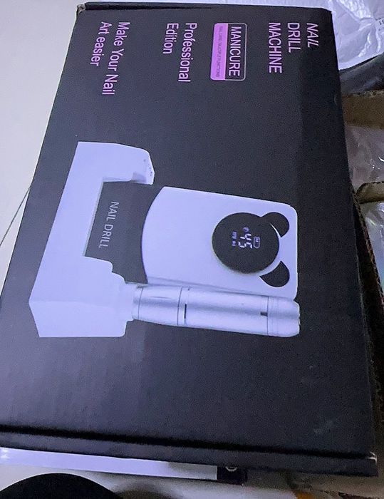 Аппарат для маникюра современный,  компактный, удобный