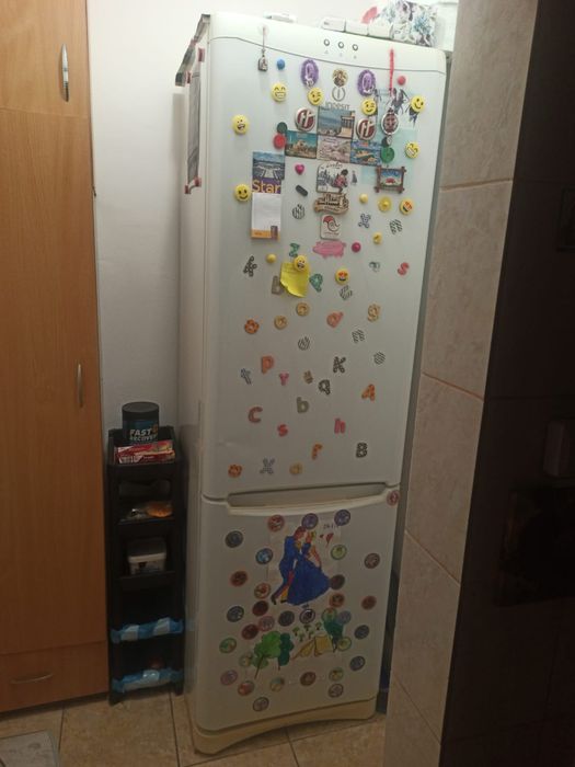 Combină frigorifică Indesit