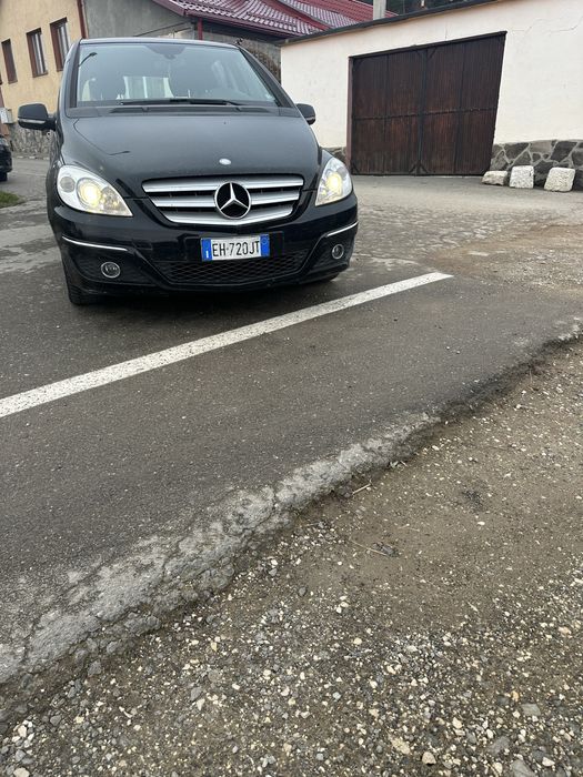 Mercedes B Class 1,7 Benzina 2011