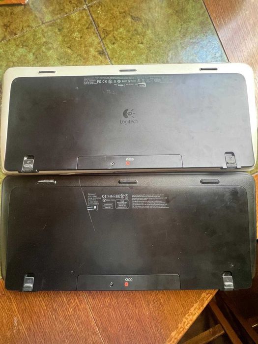 Tastaturi Logitech K800
