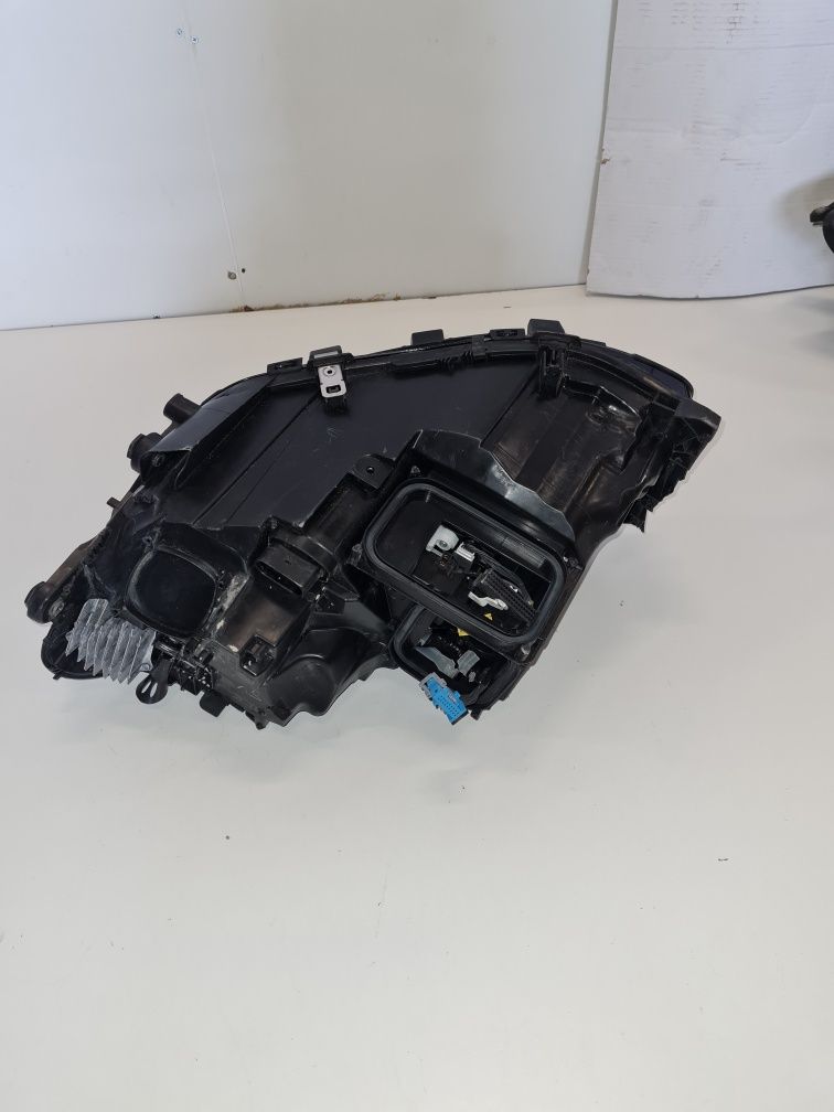 Far dreapta Full led Mercedes GLE 350 /cod-A1668200859 /an-2015-2019