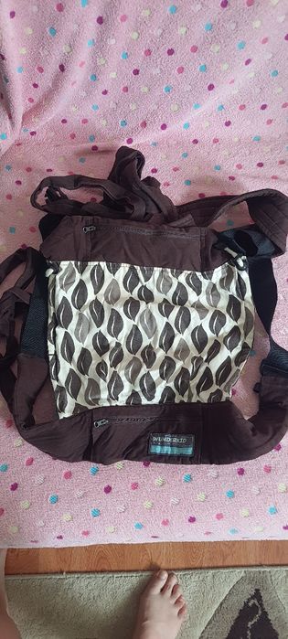 Vând marsupiu ergonomic