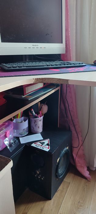 Продам Стол стенка