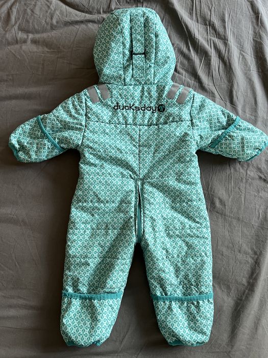 Зимен космонавт ducksday