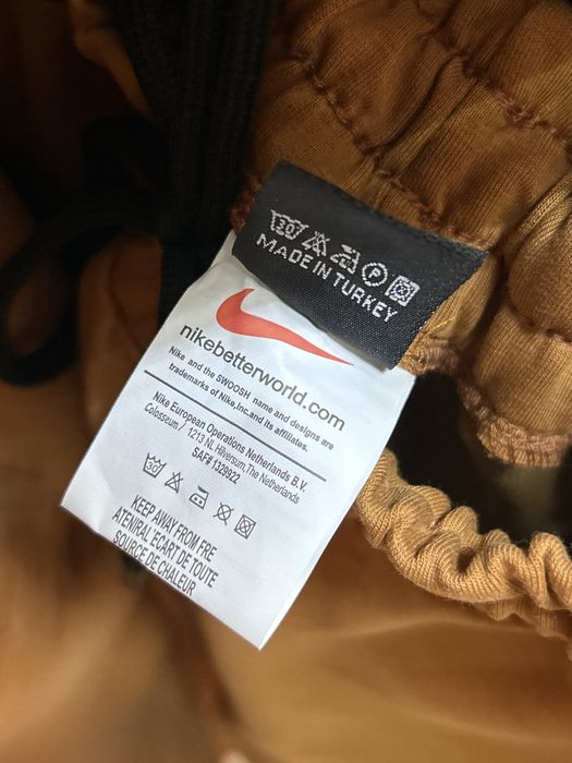 Pantaloni scurți NIKE B