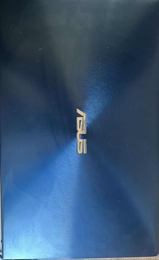 Asus ZenBook UX434FL - i7-8565U 2GHz, 8GB RAM, 512GB SSD, ScreenPad