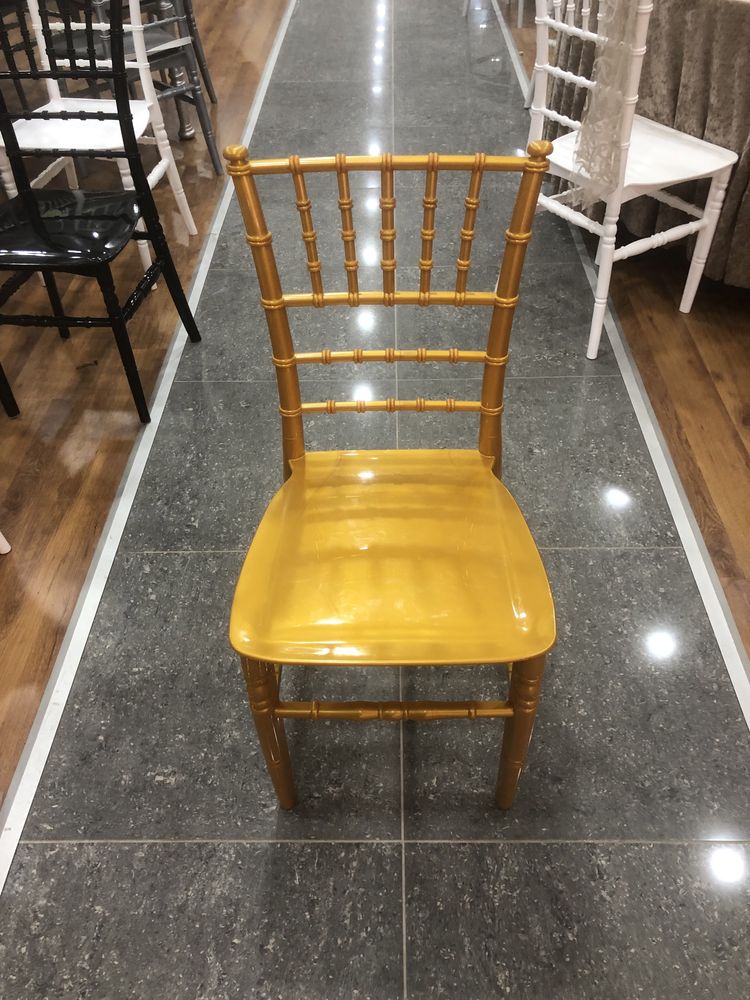 Scaune Chiavari Tiffany