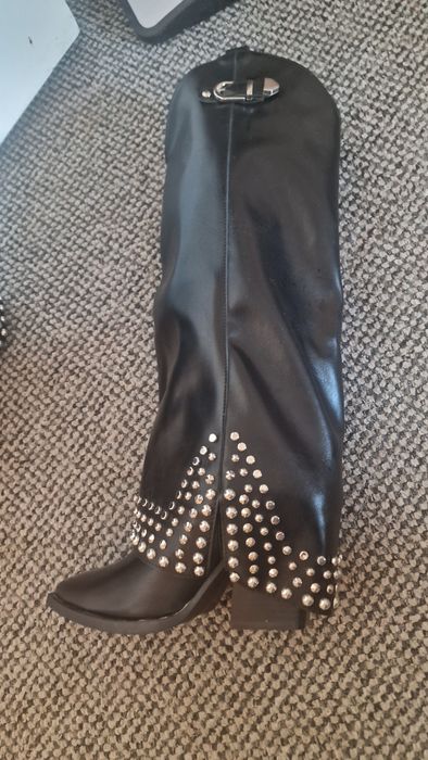 Ботуши с капси кожа