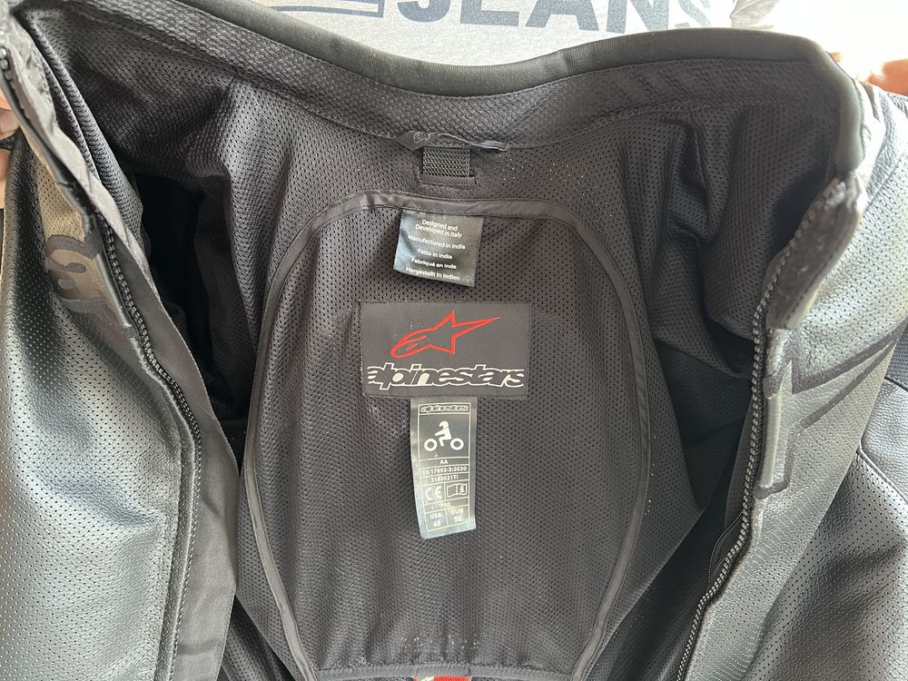 De vanzare geaca moto de piele perforata Alpinestars