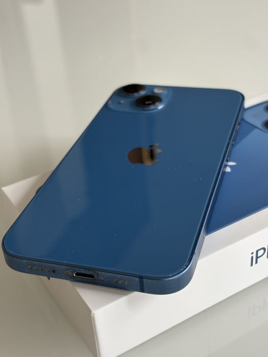 Iphone 13 128GB включено оригинално зарядно