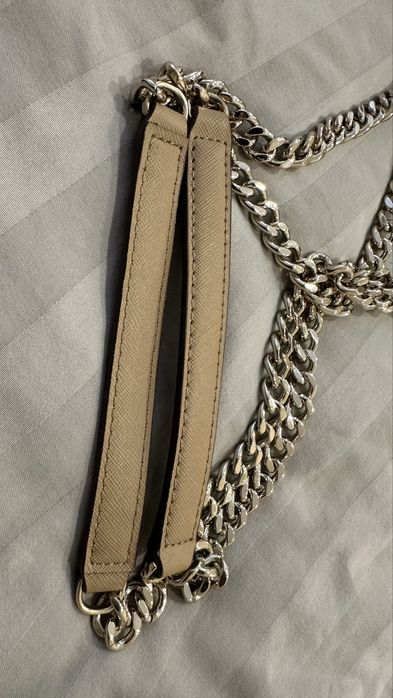 Дамска оригинална чанта DKNY