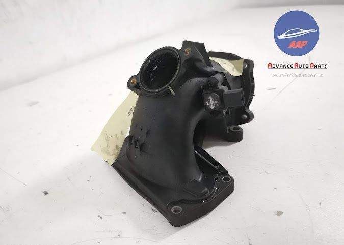 Оригинален тръбопровод за всмукване Mercedes-Benz C-Клас / Mercedes-Be