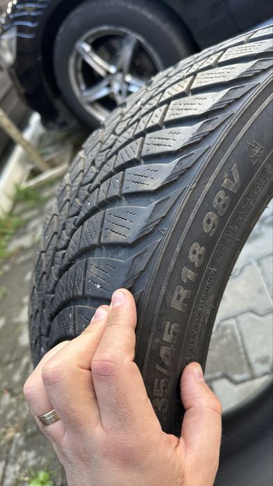 Anvelope iarna Kumho R18