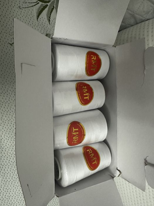 Ata de cusut alba poliester