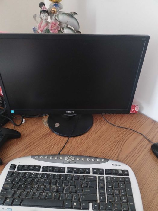 Calculator desktop tastatura mouse și monitor 21,5 inci hd