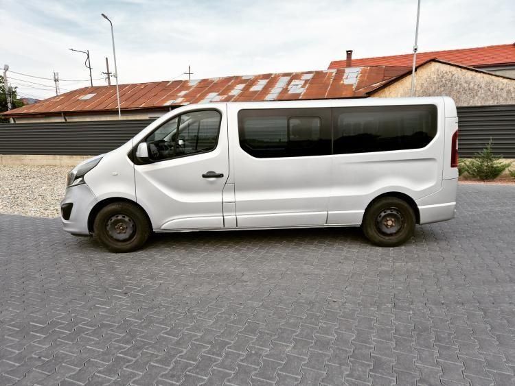 Opel Vivaro 8+1 Extra-Lung, 2017 Euro 6, 1.6 Bi-DCi 145 cp, CASH/RATE/