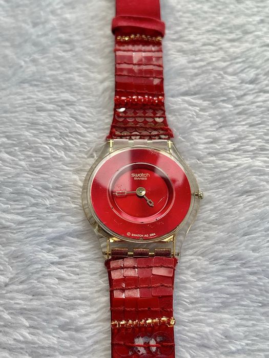 Часовник Swatch Skin Red Pearl (SFK300), 2004 г. Суоч