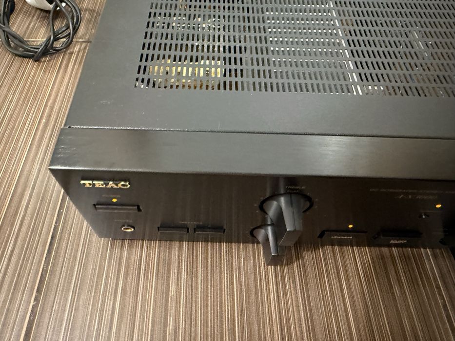 Teak A-X3000 Стерео усилвател