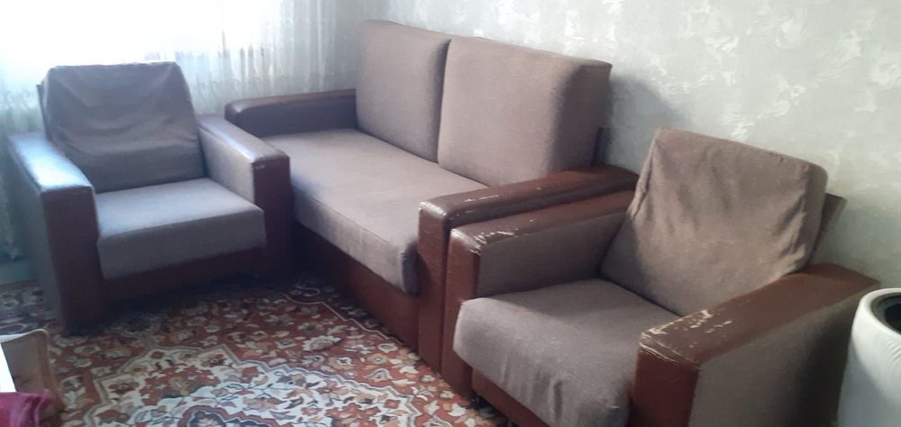 Продам диван тройка