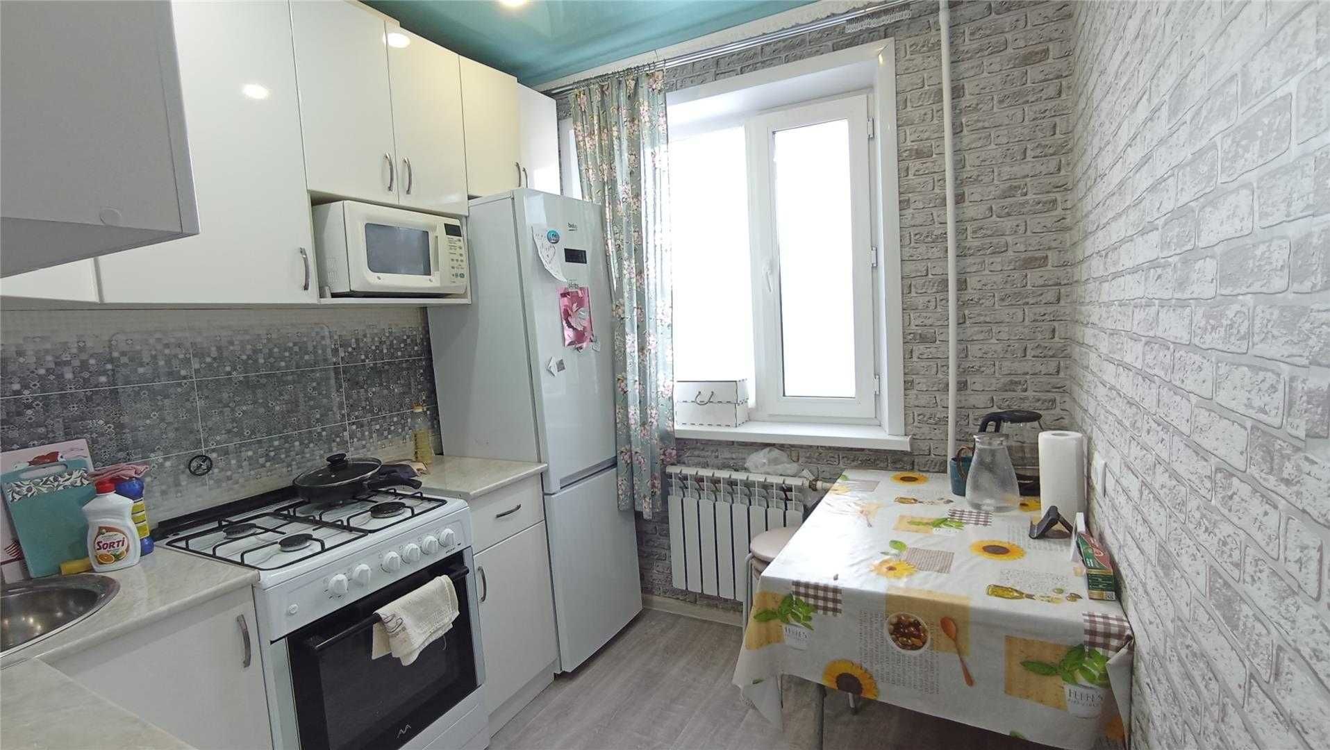 2-комнатная квартира на 6а квартале, 44 м², 3/5 этаж