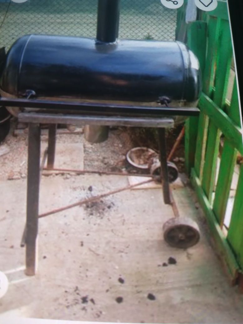 Barbeque grătar afumatoare
