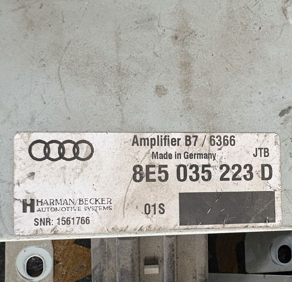 Audi a4 b7 Усилвател