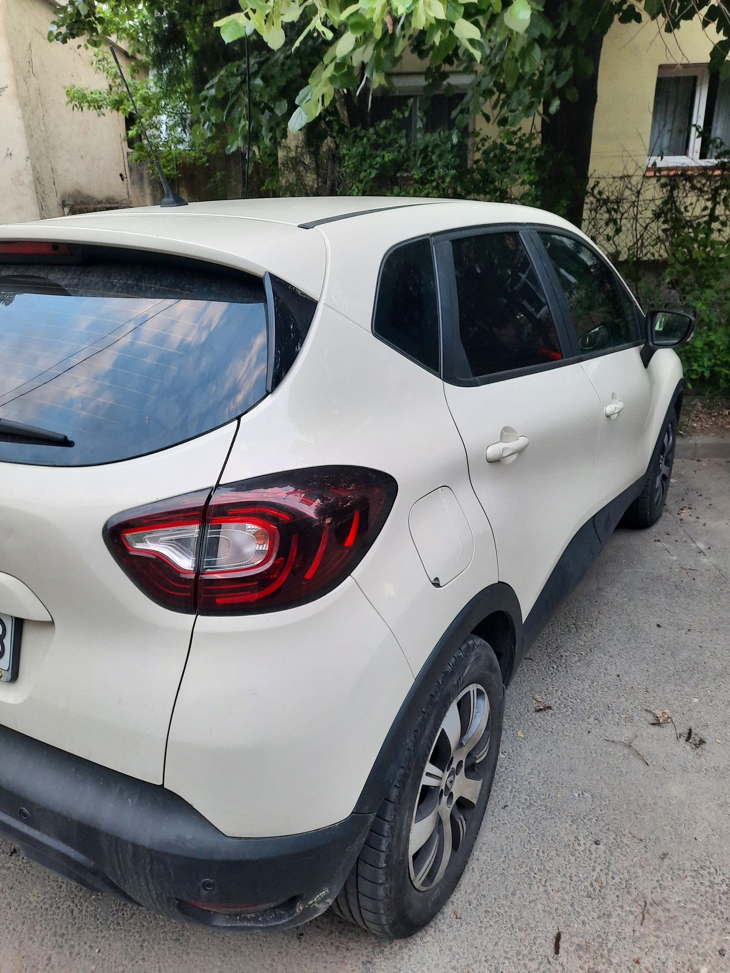 Vând Renault Captur