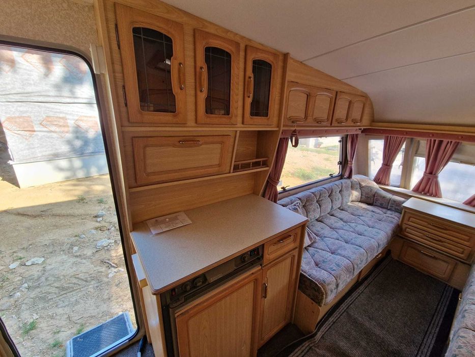 Rulota Compass Ingrijita Gata de Drum