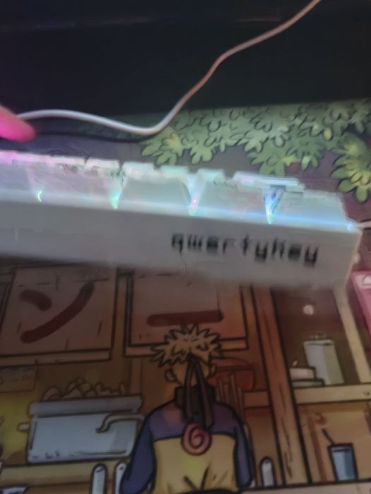 Vând tastatura de la qwertyqey nou nouta