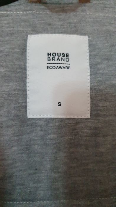 Куртка на стройного парня. Размер S