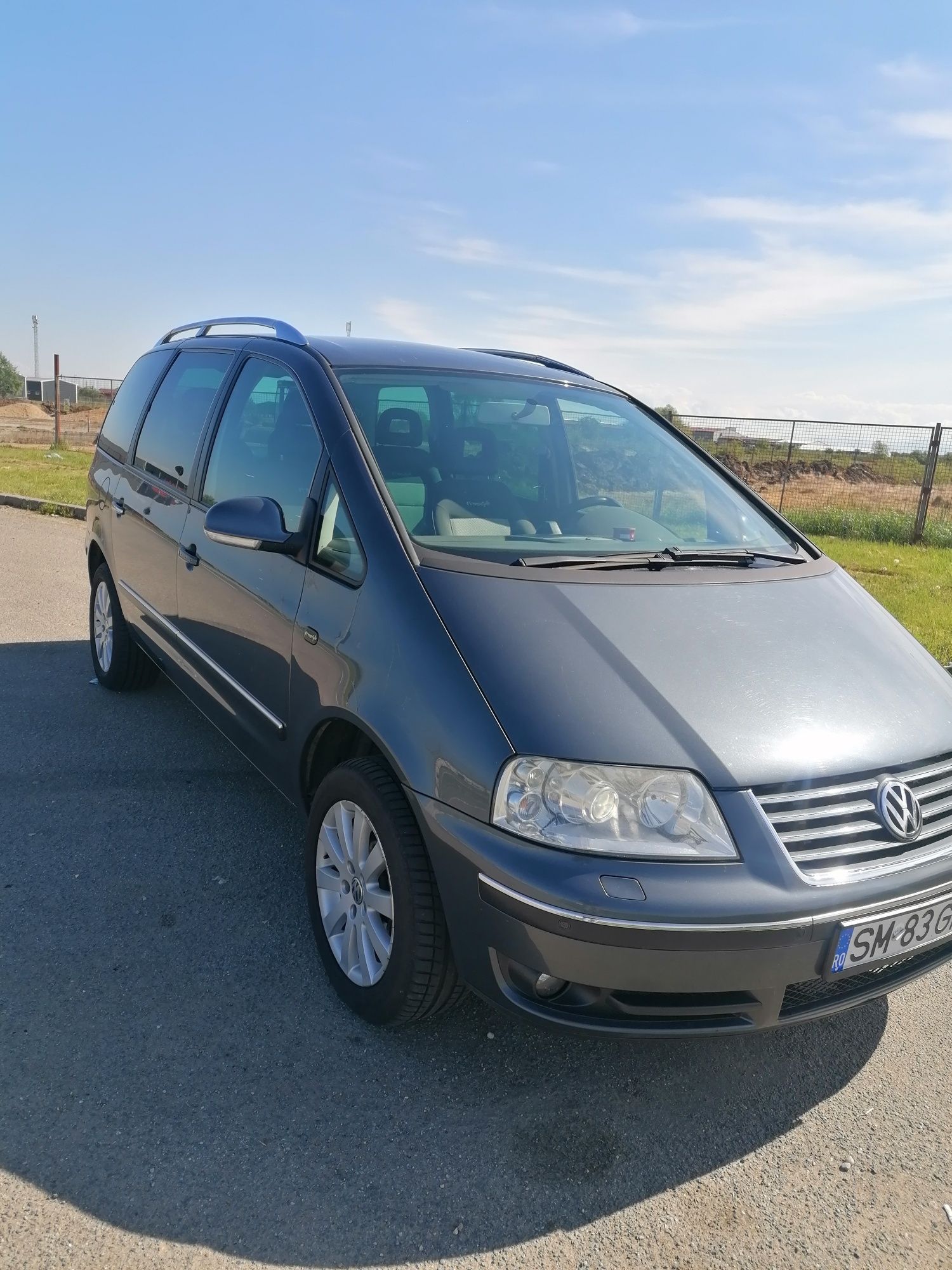 Vând vw sharan 1.9 tdi