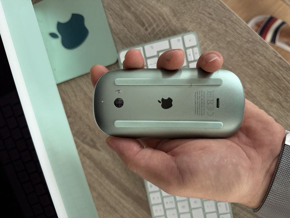 PC iMac 2021, M1, 24". Retina 4.5k, 8 GB,  256 SSD, Verde