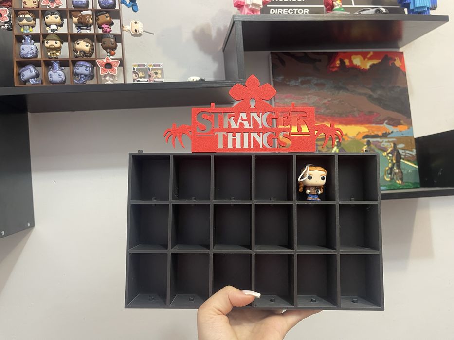 Полка для фигурок очень странные дела и гарри поттер