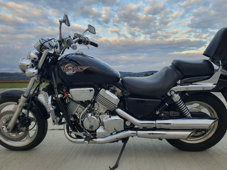 HONDA Magna VF750