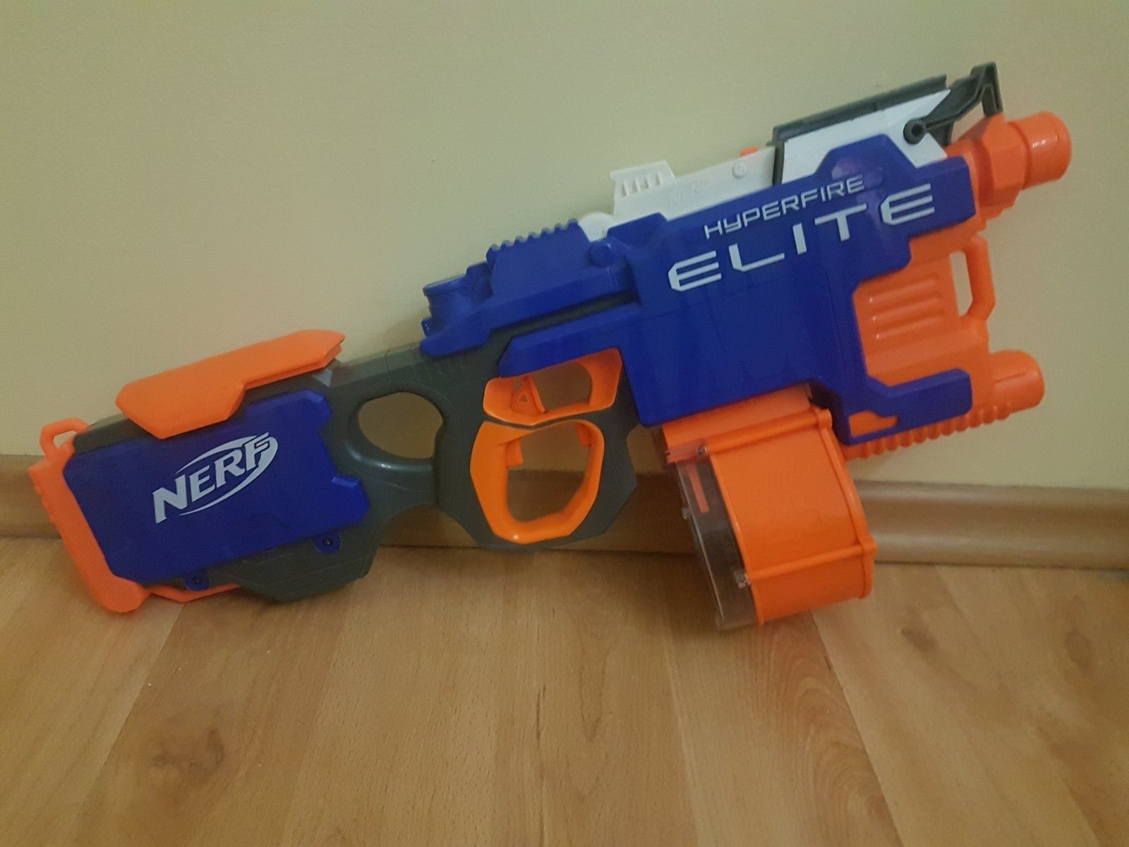 NERF ELITE бластер