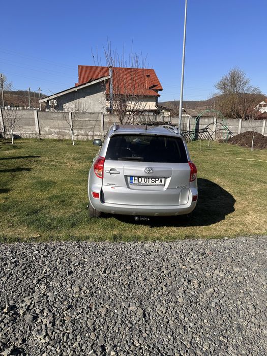 Toyota rav4 2008 2.2 diesel T180
